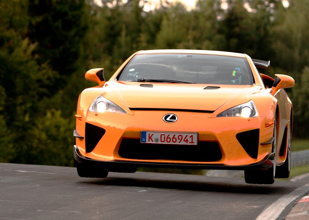 Tout sur la série limitée Lexus LFA et ses prix