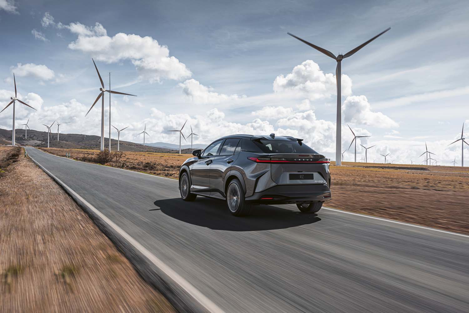 Lexus rz electrique 2023 8